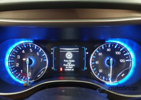 2020 Chrysler Voyager Lxi из США, поврежденный, VIN 2C4RC1DG3LR157110